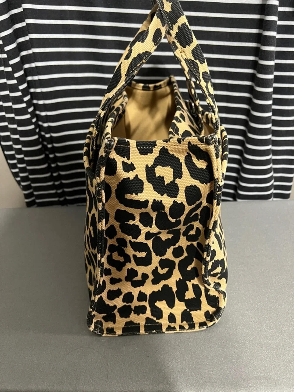 Coach Leopard Large Canvas Tote - Animal Print - Picture 4 of 10